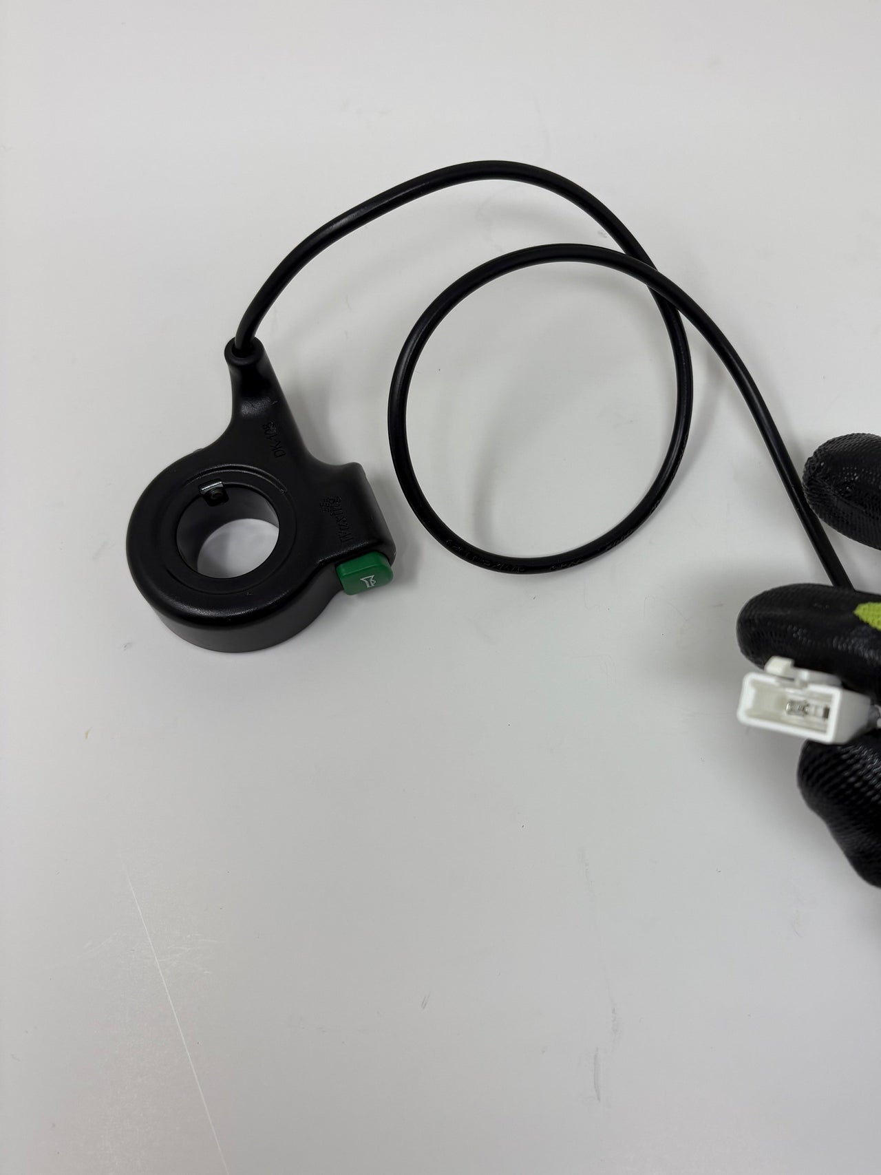 1300W E-Madix ATV | Horn Switch (5 031 0010 001)